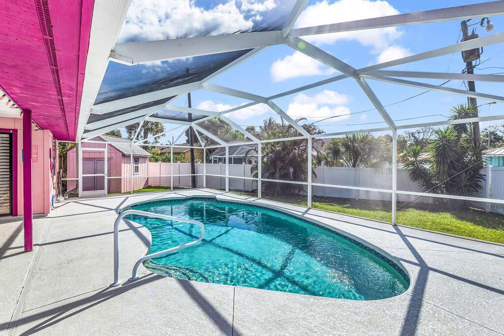 2024 NE 24th Street, Jensen Beach FL 34957 photo 2