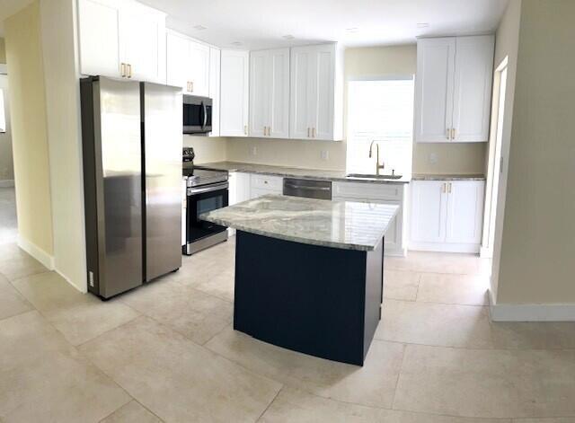 8658 SE Anthion Way, Hobe Sound FL 33455 photo 3