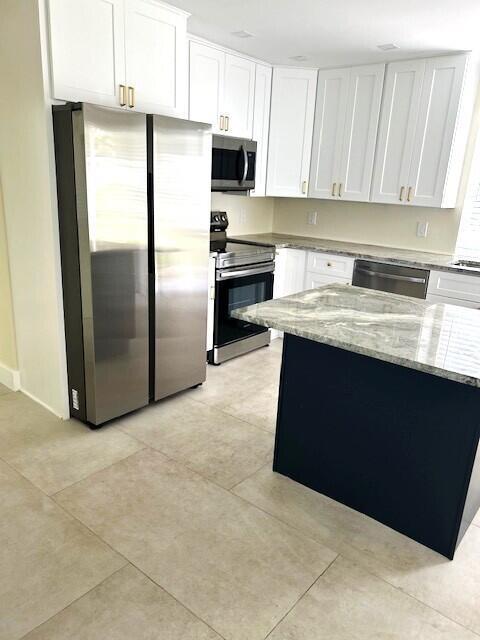 8658 SE Anthion Way, Hobe Sound FL 33455 photo 4