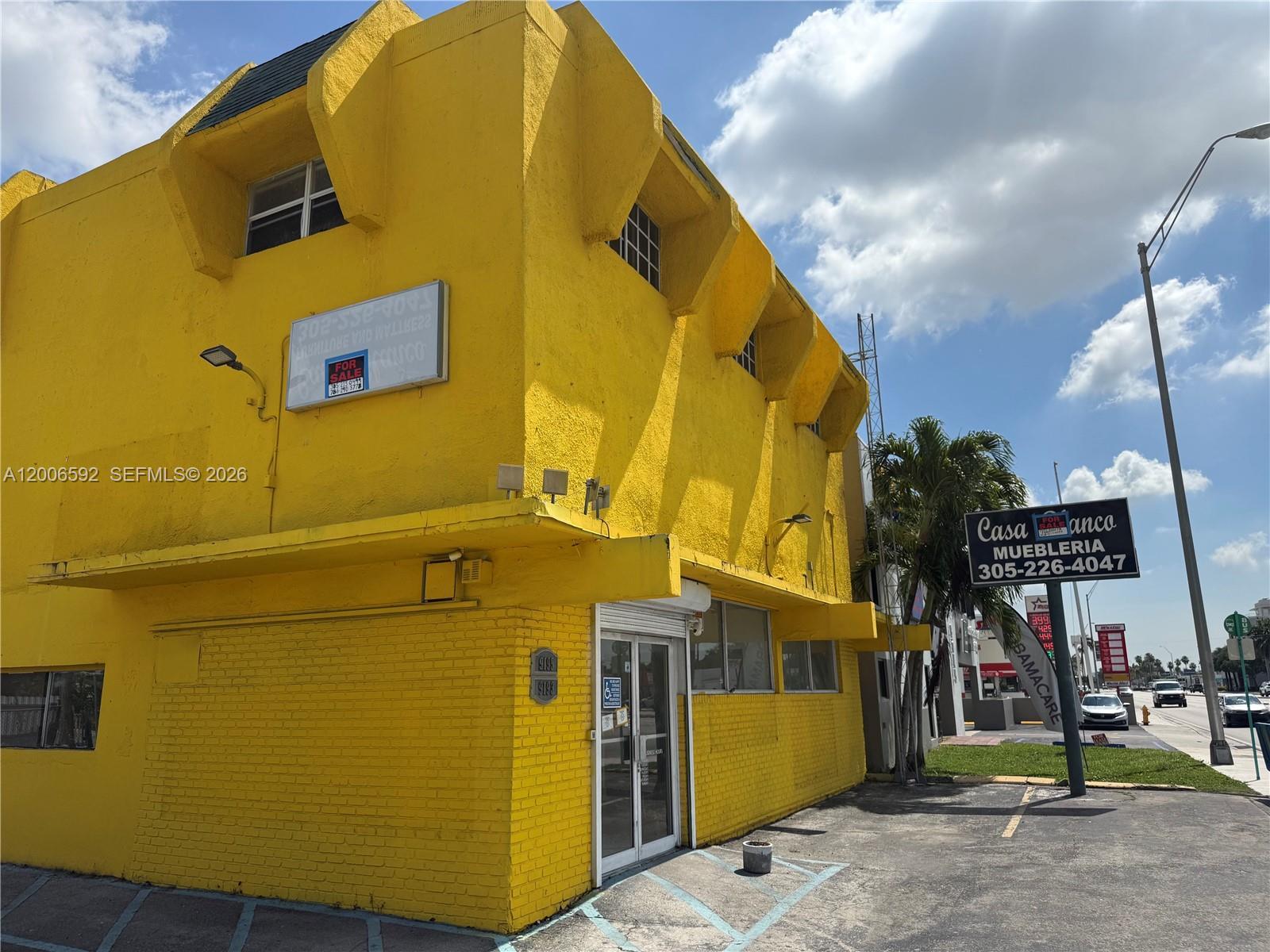 9193 SW 40th St, Miami FL 33165 photo 2