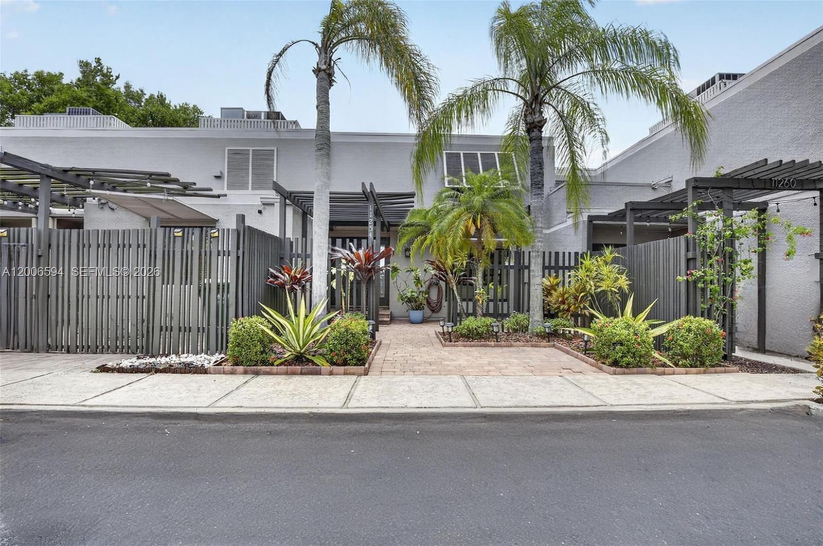 11254 NW 15th Ct, Pembroke Pines FL 33026