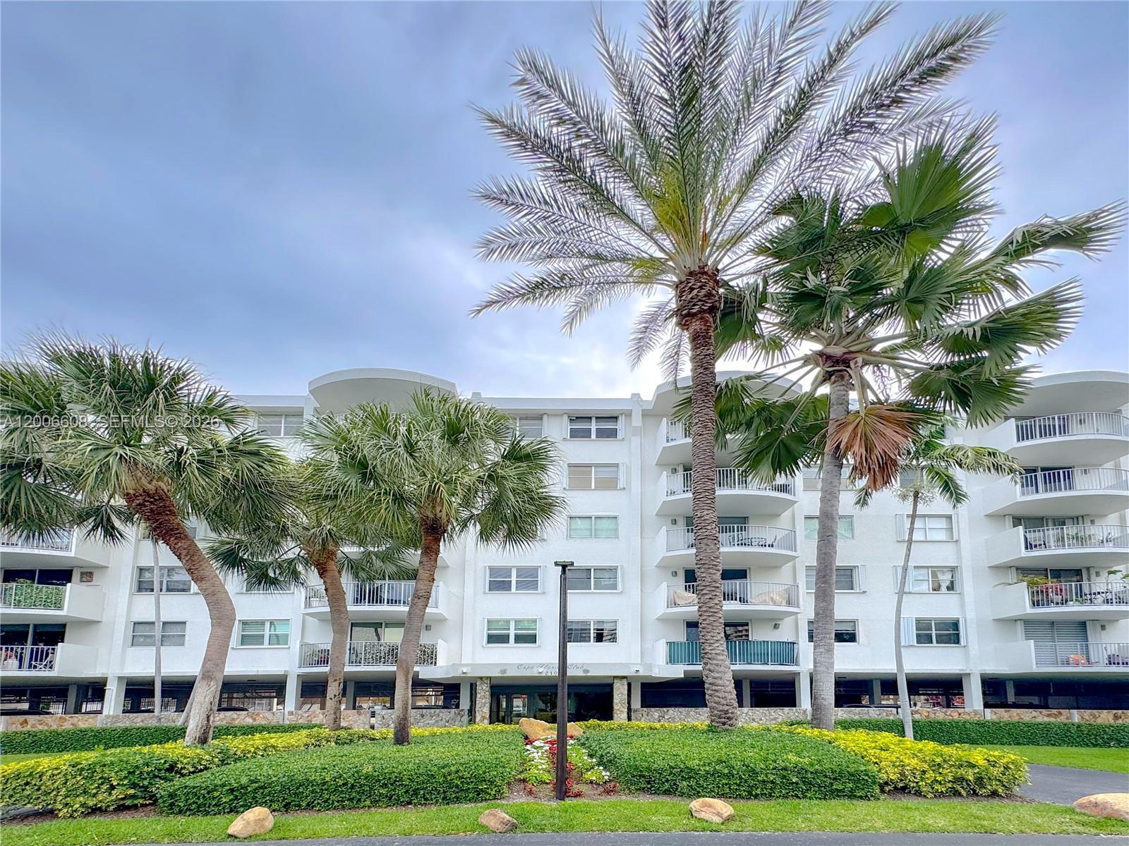 210 Sea View Dr # 403, Key Biscayne FL 33149