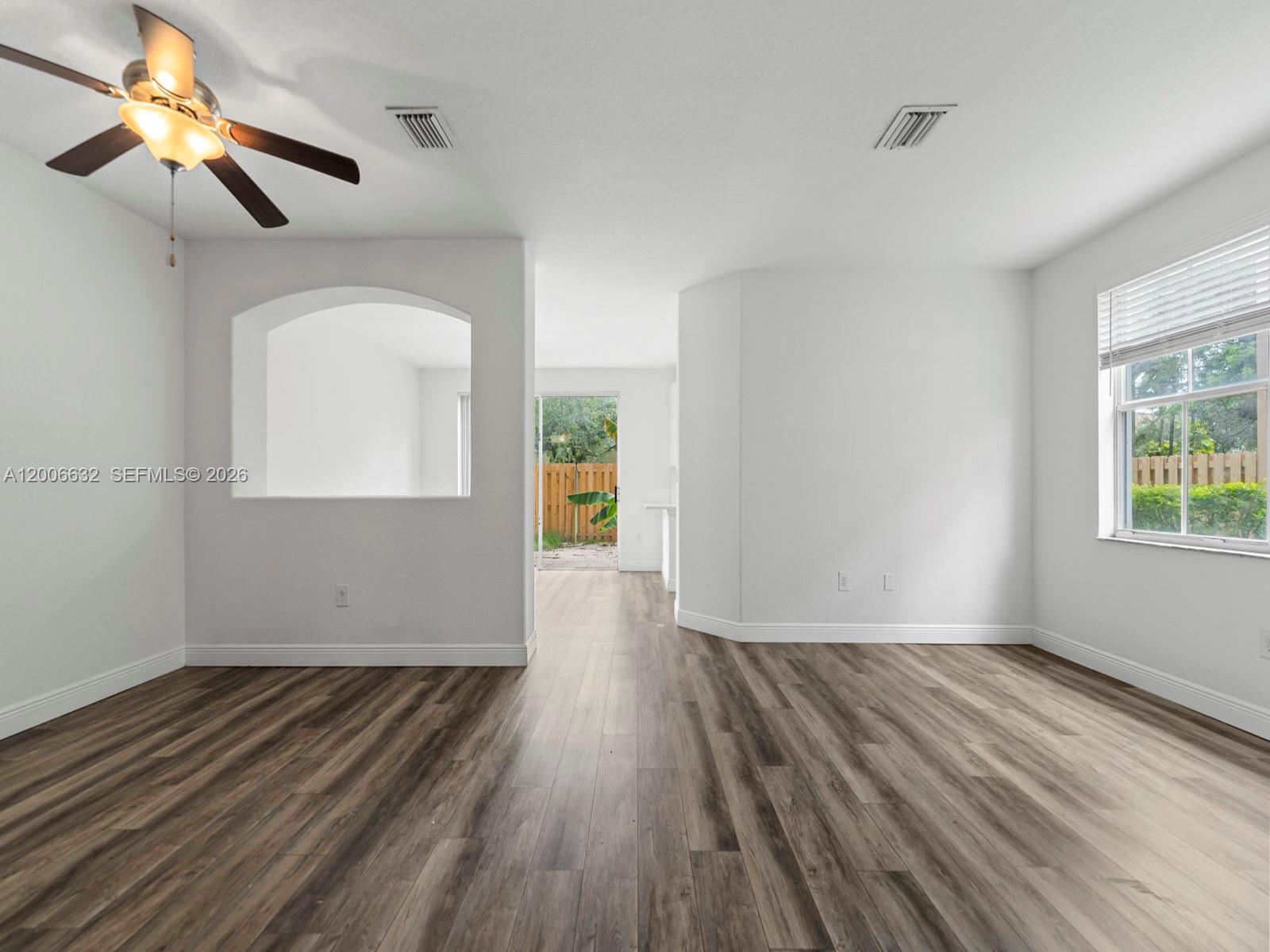 1464 SE 26th Ave, Homestead FL 33035 photo 5