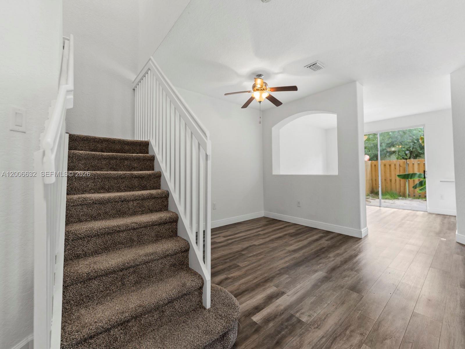 1464 SE 26th Ave, Homestead FL 33035 photo 4