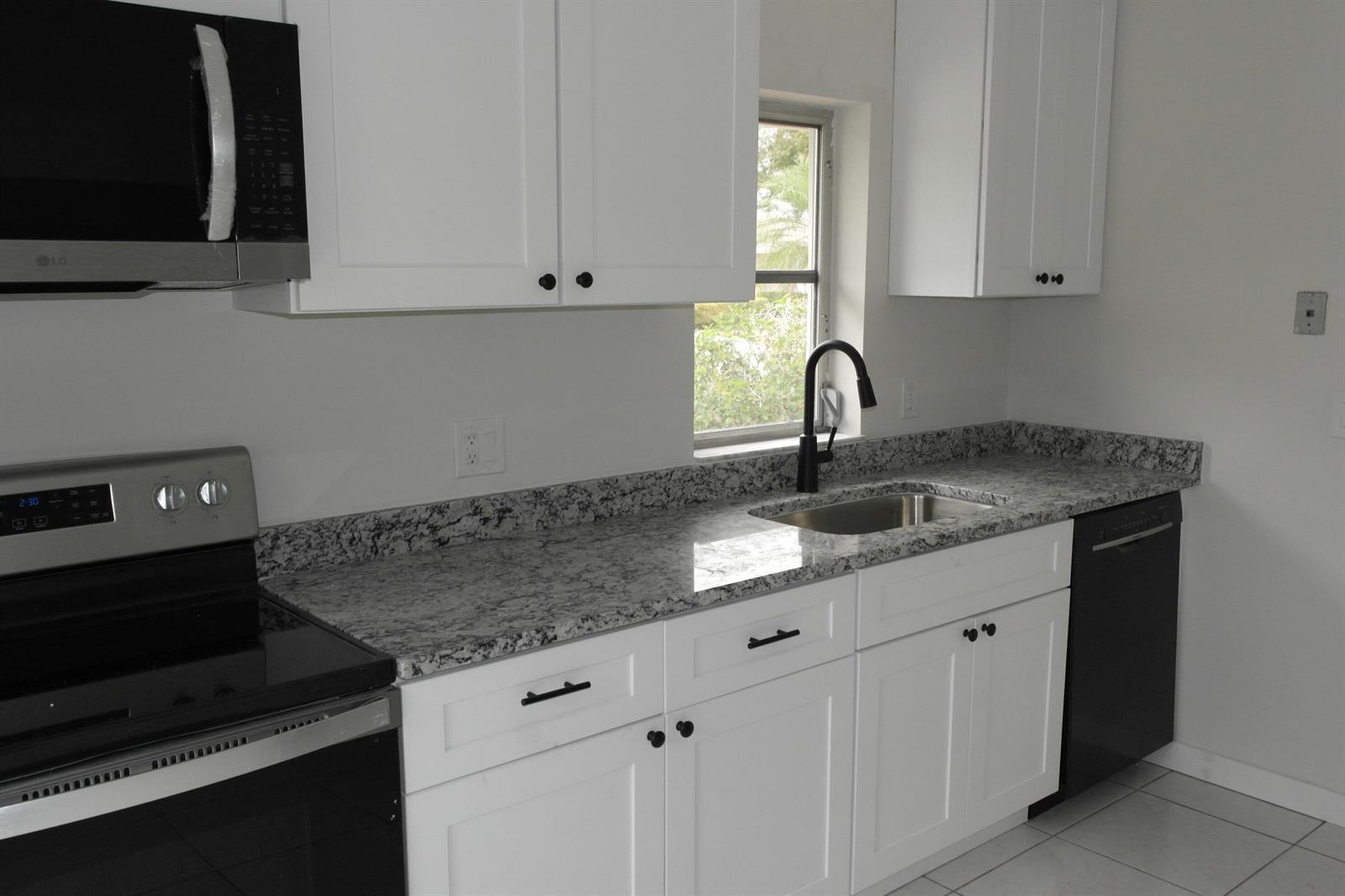 18890 Candlewick Drive # B, Boca Raton FL 33496 photo 4
