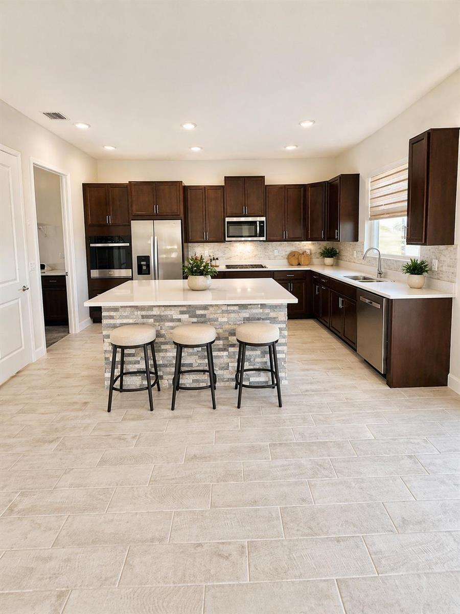 13554 Spruce Pine Drive, Westlake FL 33470 photo 4