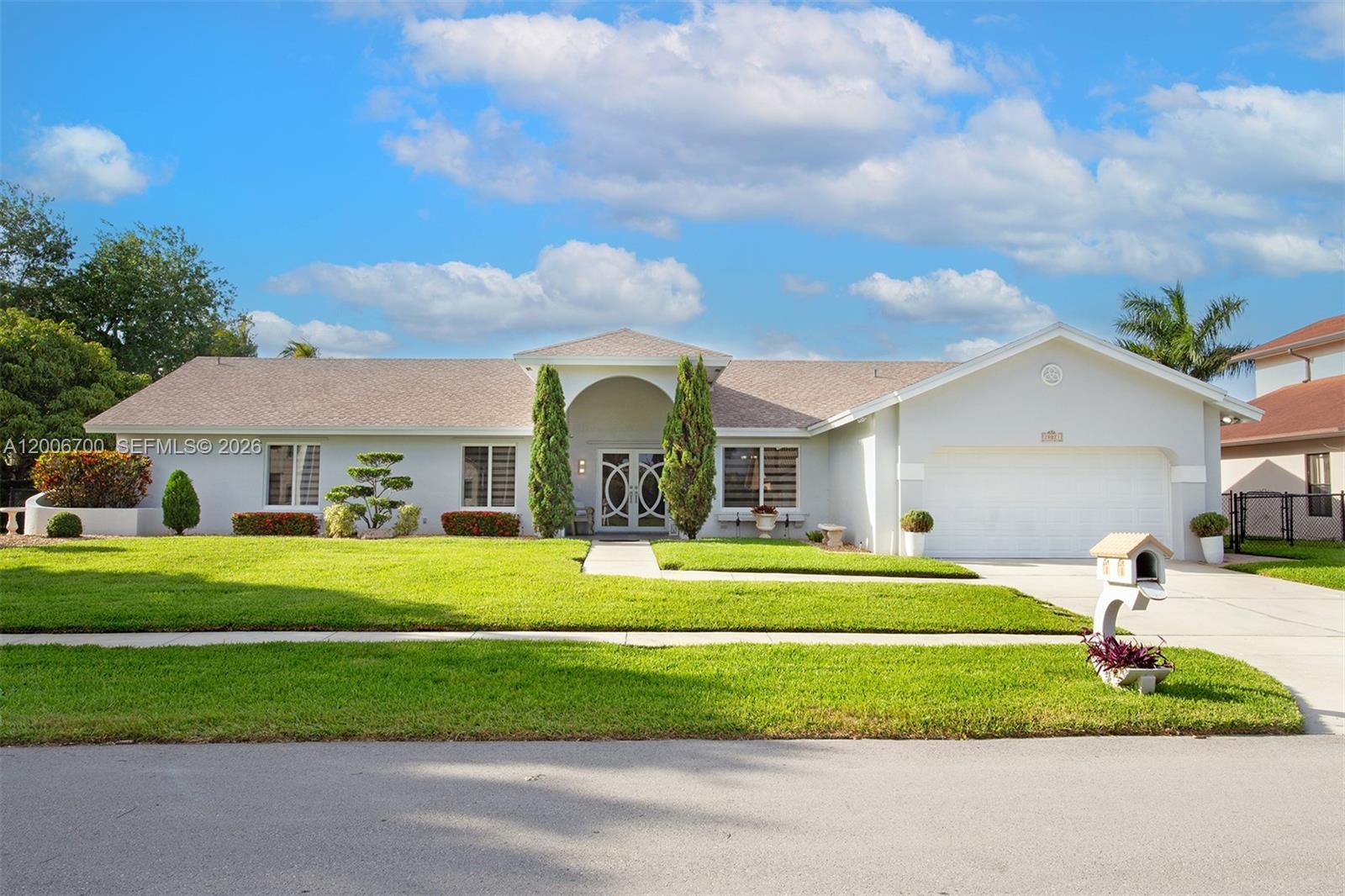 20071 NW 5th St, Pembroke Pines FL 33029