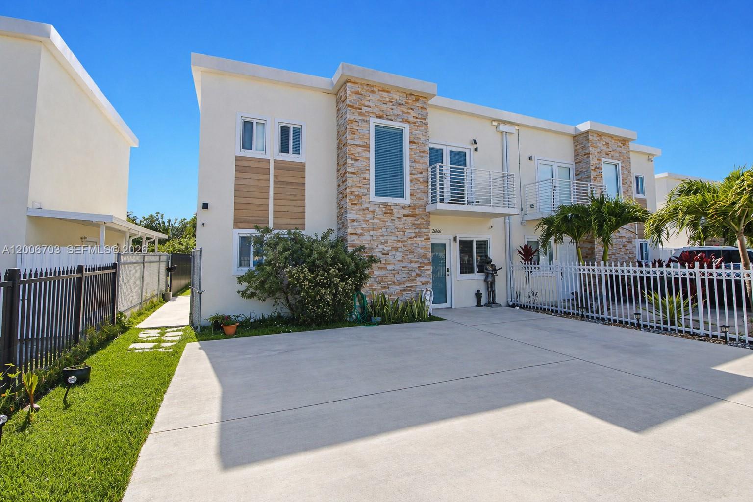 26116 SW 134th Pl, Homestead FL 33032 photo 2