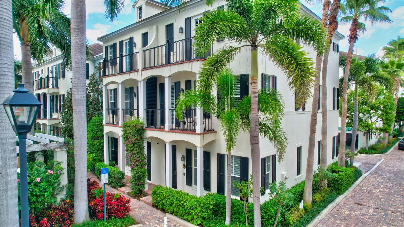 134 Madison Lane, Delray Beach FL 33444
