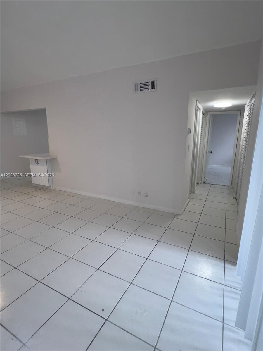 216 Lake Pointe Dr # 224, Oakland Park FL 33309 photo 5