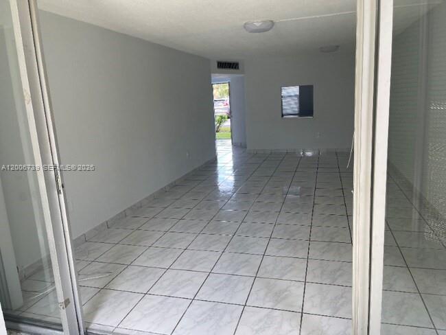 1701 NE 191st St # A106, Miami FL 33179 photo 4