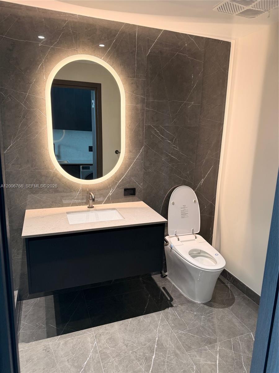 20 NE 11 Street # 3703A, Miami FL 33132 photo 3