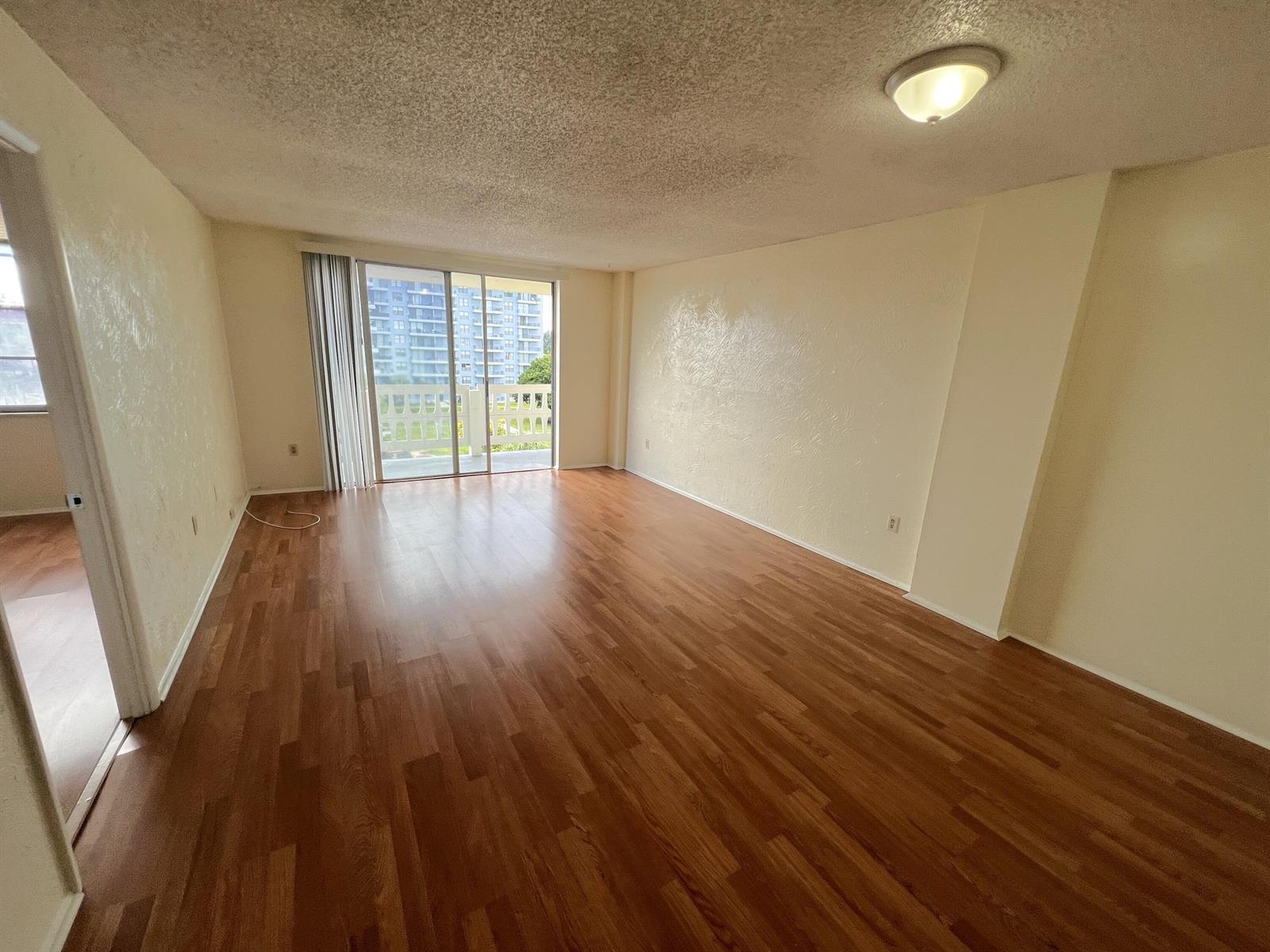 15600 NW 7th Avenue # 516, Miami FL 33169 photo 3