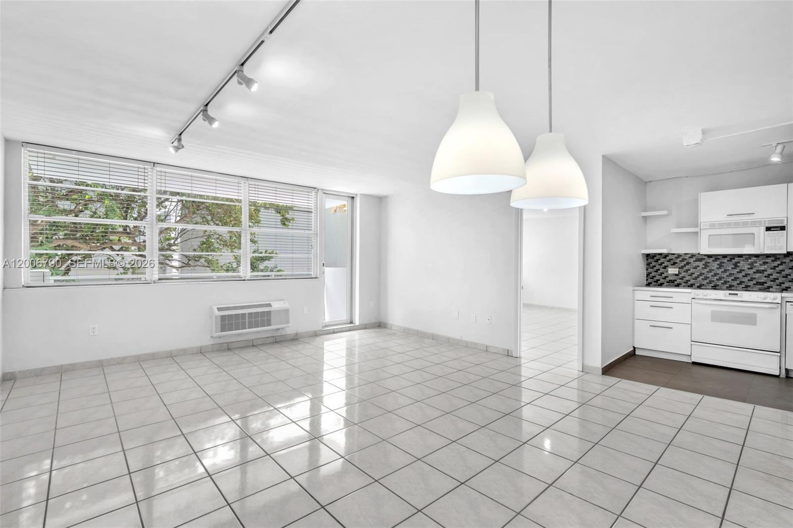 5313 Collins Ave # 204, Miami Beach FL 33140 photo 5