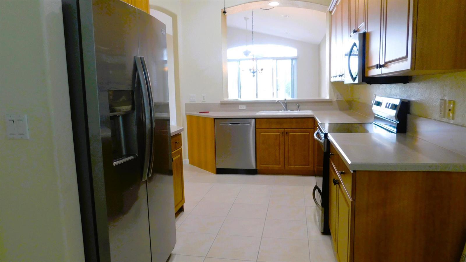 810 NW Rutherford Court, Port St. Lucie FL 34983 photo 3