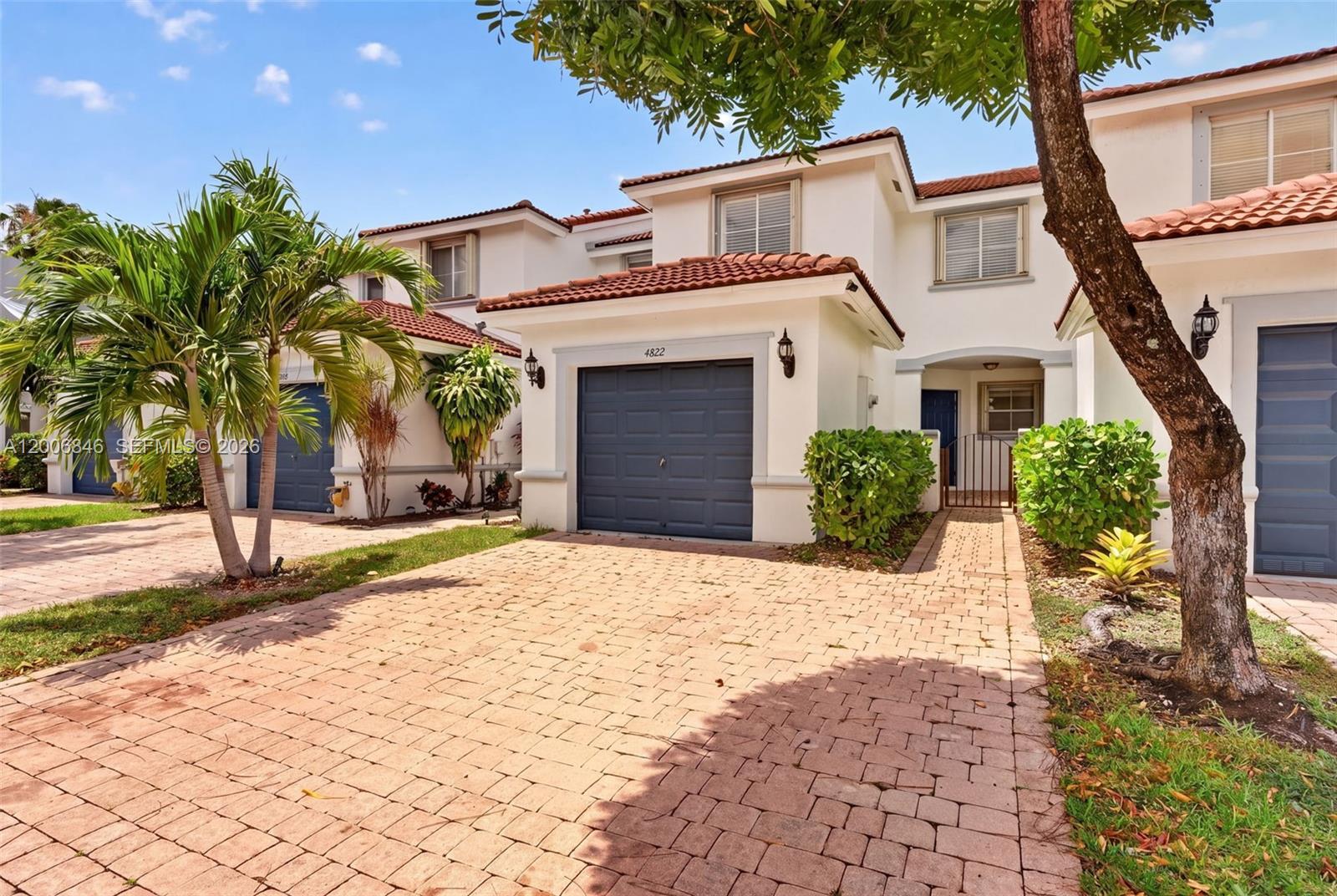 4822 NW 114th Ct, Doral FL 33178 photo 3