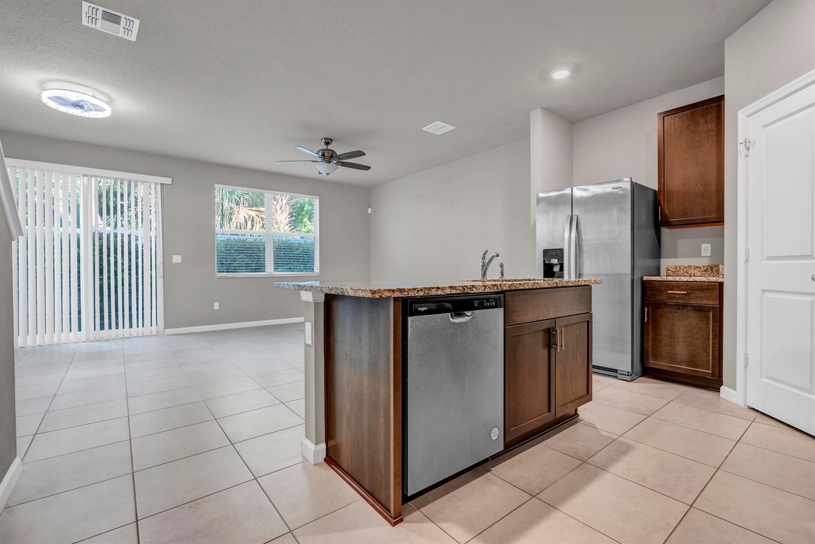 5659 Enclave Drive, Riviera Beach FL 33407 photo 4