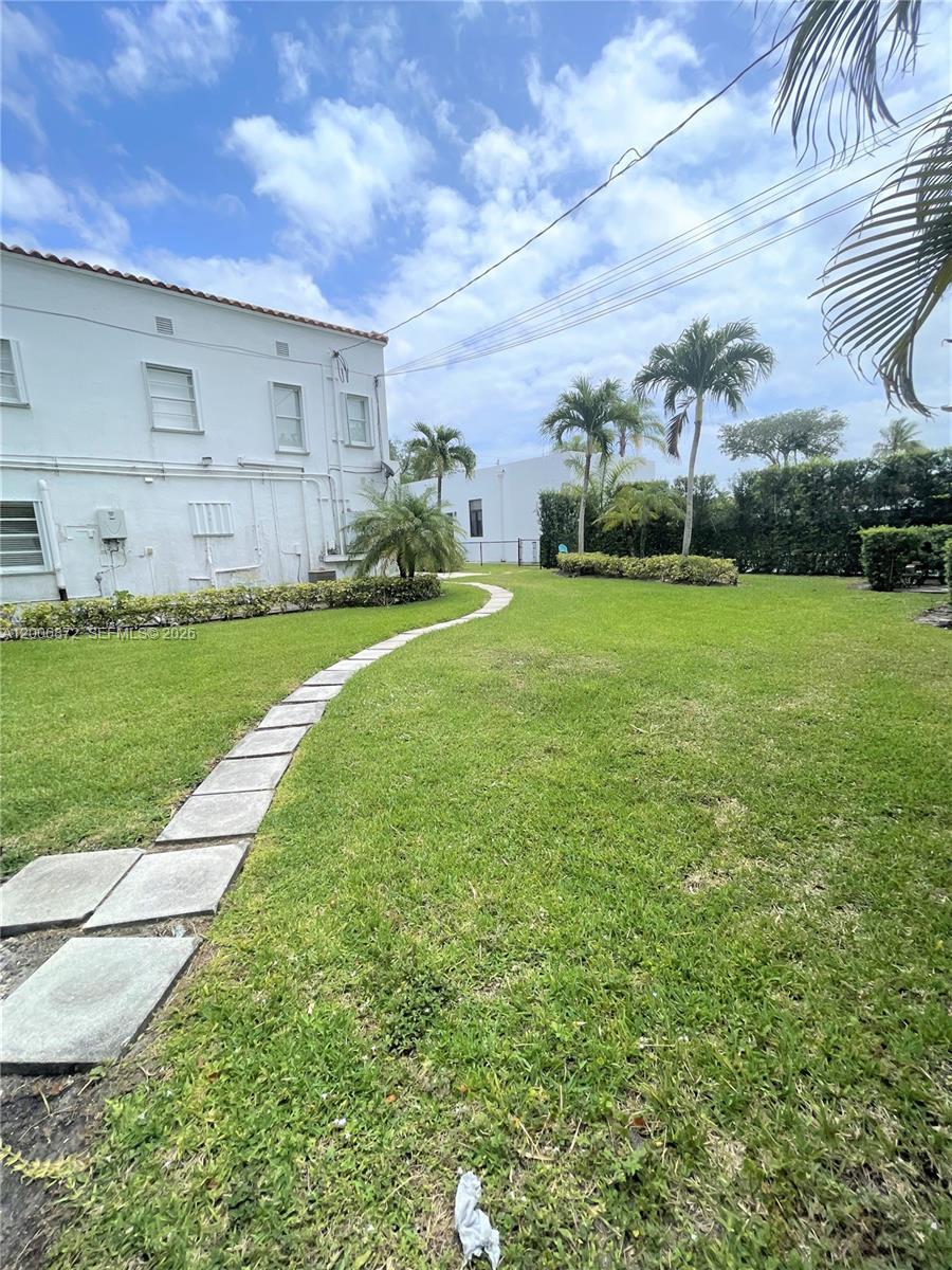 5116 SW 57th Ave # B, Miami FL 33155 photo 5