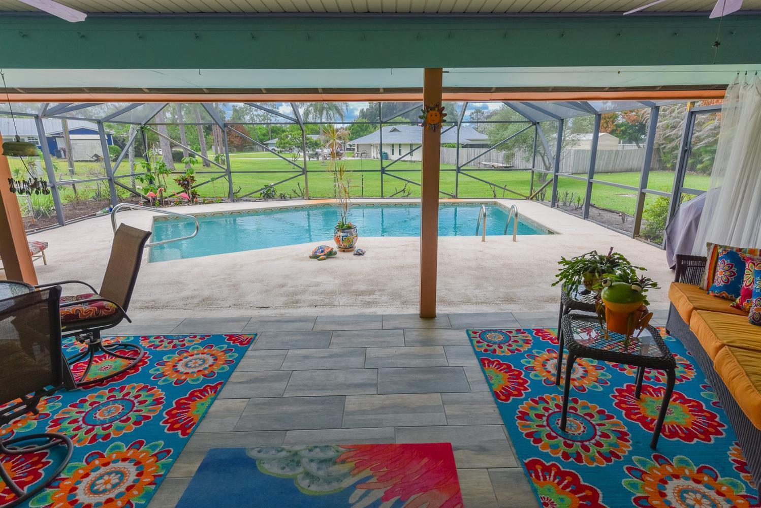 2142 SE Bryson Avenue, Port St. Lucie FL 34952 photo 2