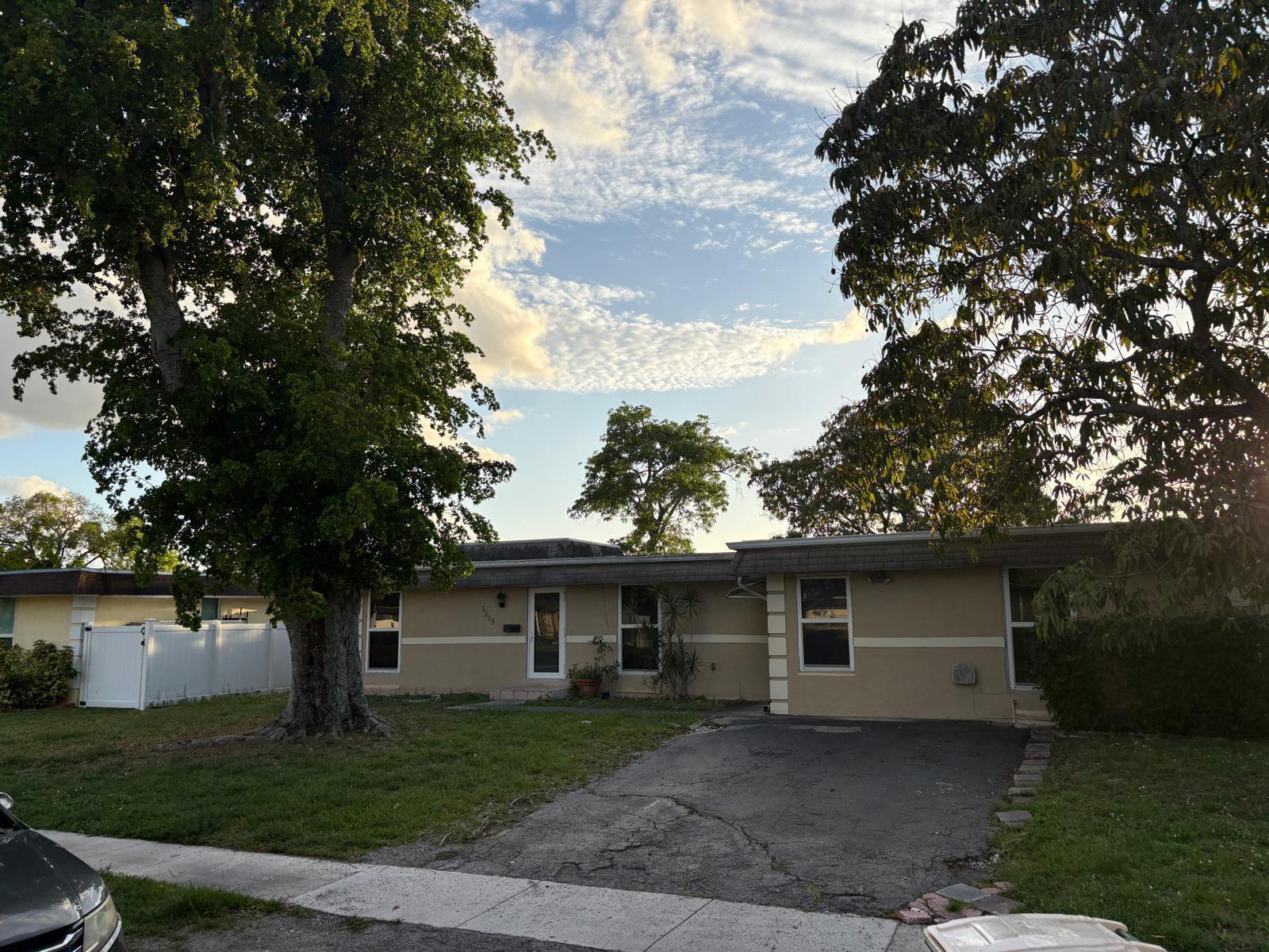 7815 NW 67th Avenue, Tamarac FL 33321 photo 3