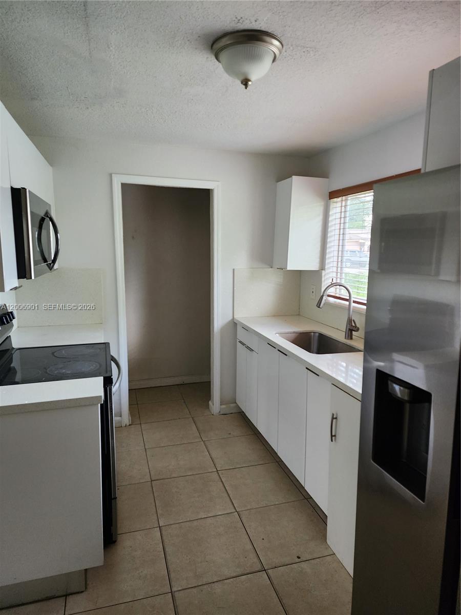 2837 NW 9th Ct, Fort Lauderdale FL 33311