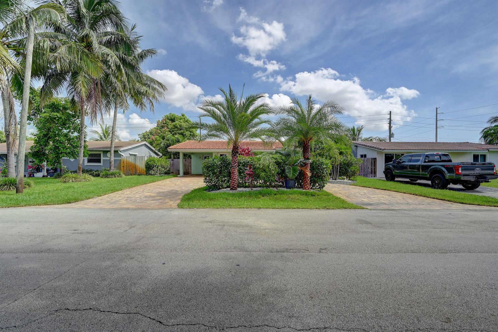 351 NE 41st Street, Oakland Park FL 33334 photo 3