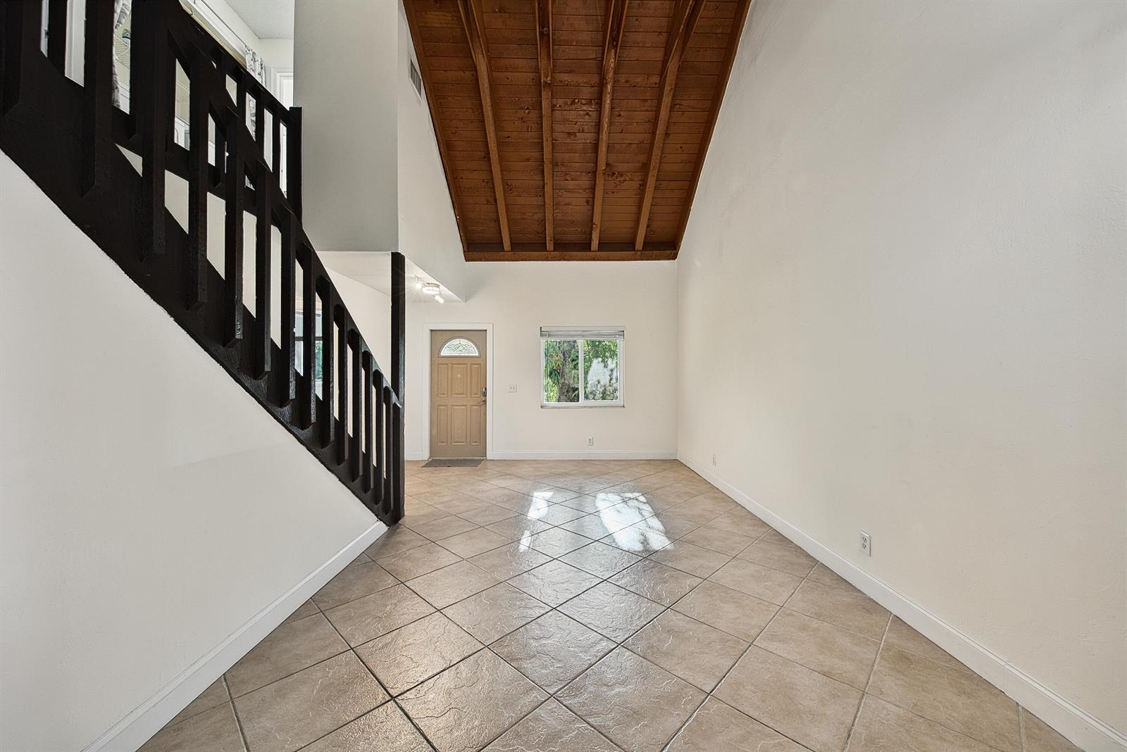 191 NE 6th Court, Dania Beach FL 33004 photo 5