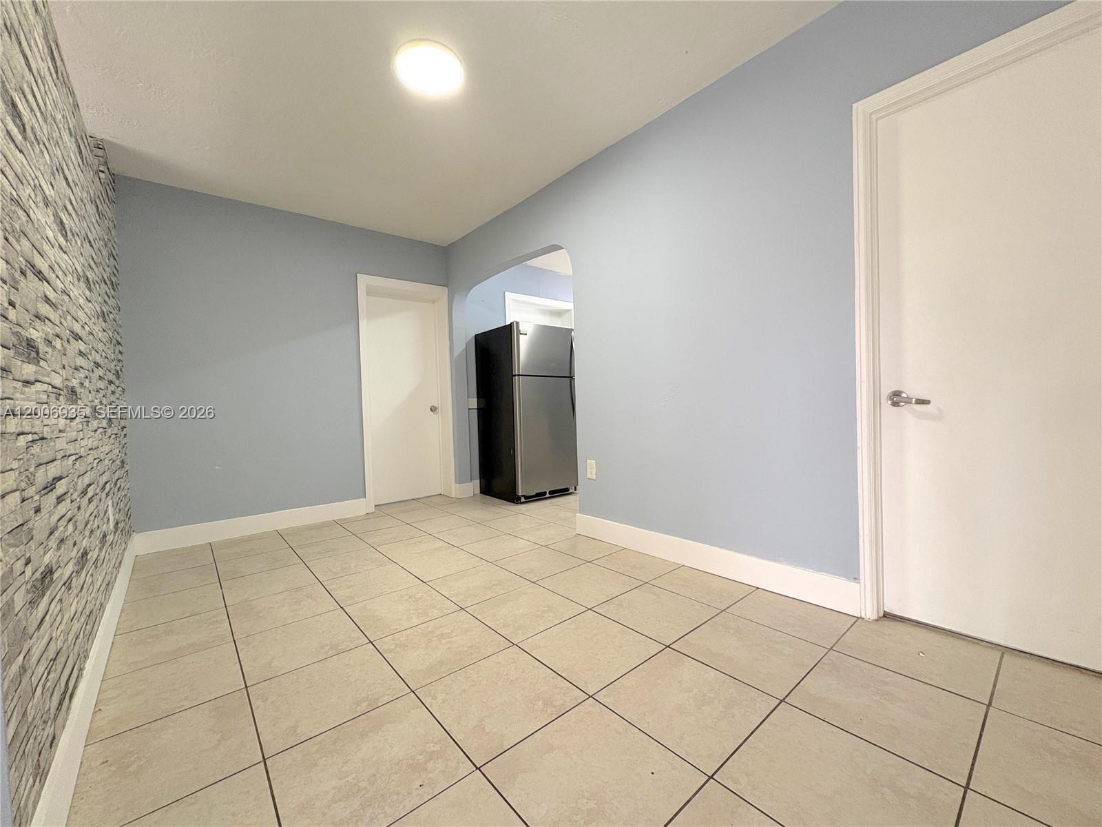 1815 Mckinley St # 9, Hollywood FL 33020 photo 2