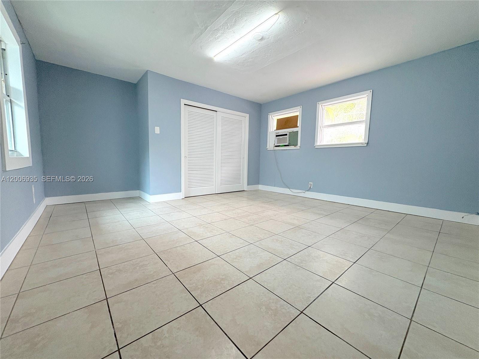 1815 Mckinley St # 9, Hollywood FL 33020 photo 5