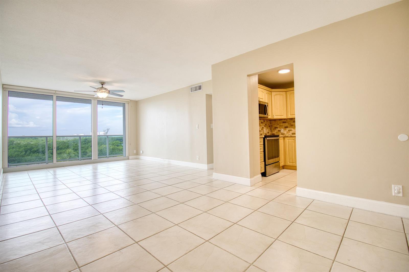 100 Bayview Drive # 618, Sunny Isles Beach FL 33160 photo 4