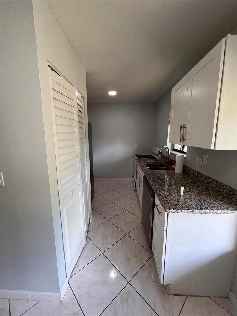 159 NW 70th Street # 408, Boca Raton FL 33487 photo 3