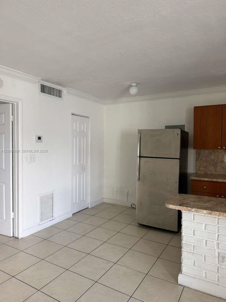 890 NW 45th Ave # 25, Miami FL 33126 photo 2
