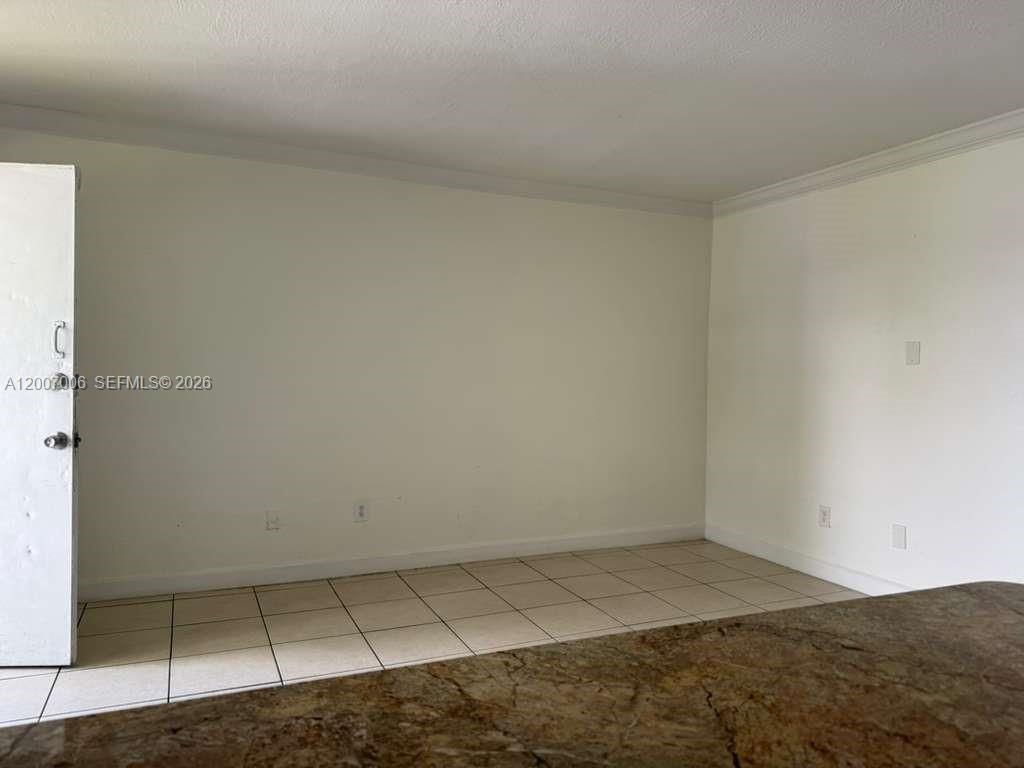 890 NW 45th Ave # 25, Miami FL 33126 photo 3