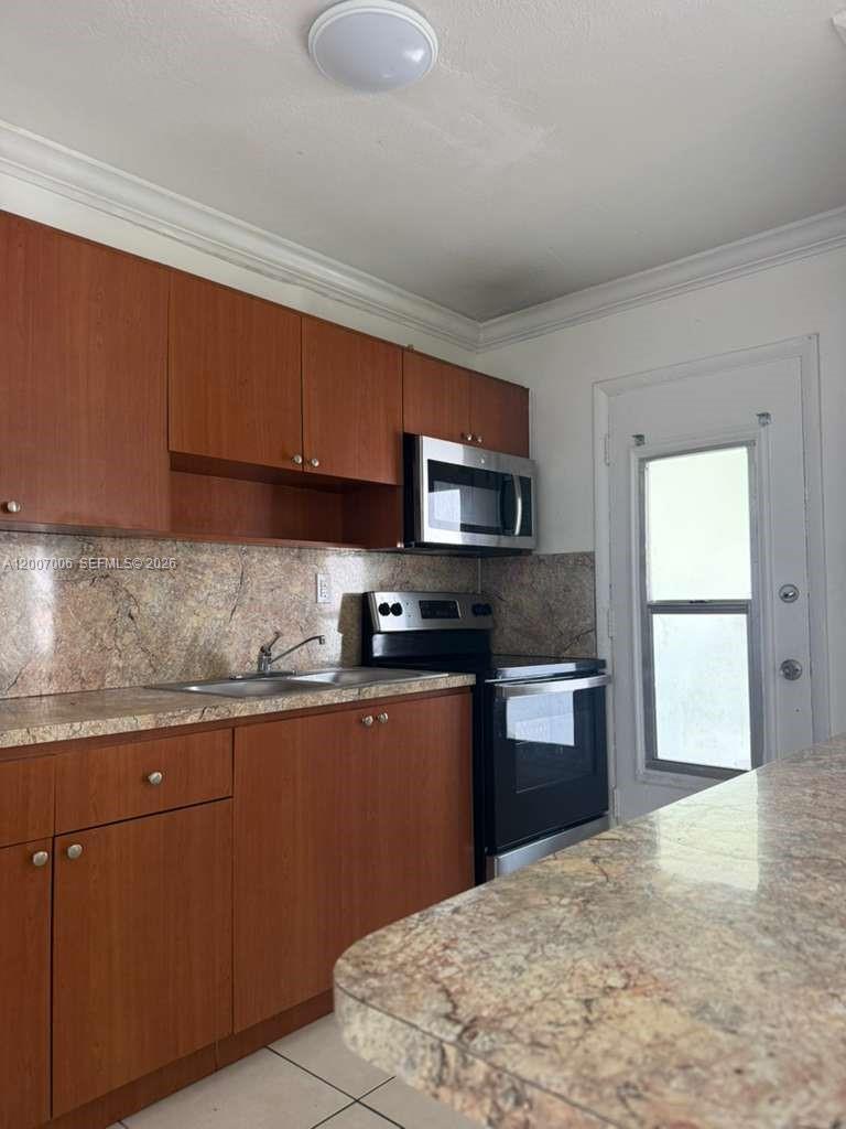 890 NW 45th Ave # 25, Miami FL 33126