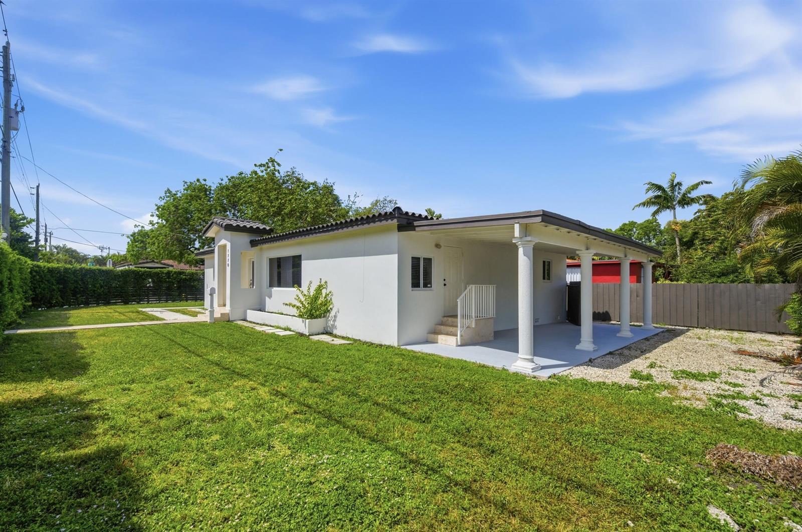 1770 SW 17th Avenue, Miami FL 33145 photo 5