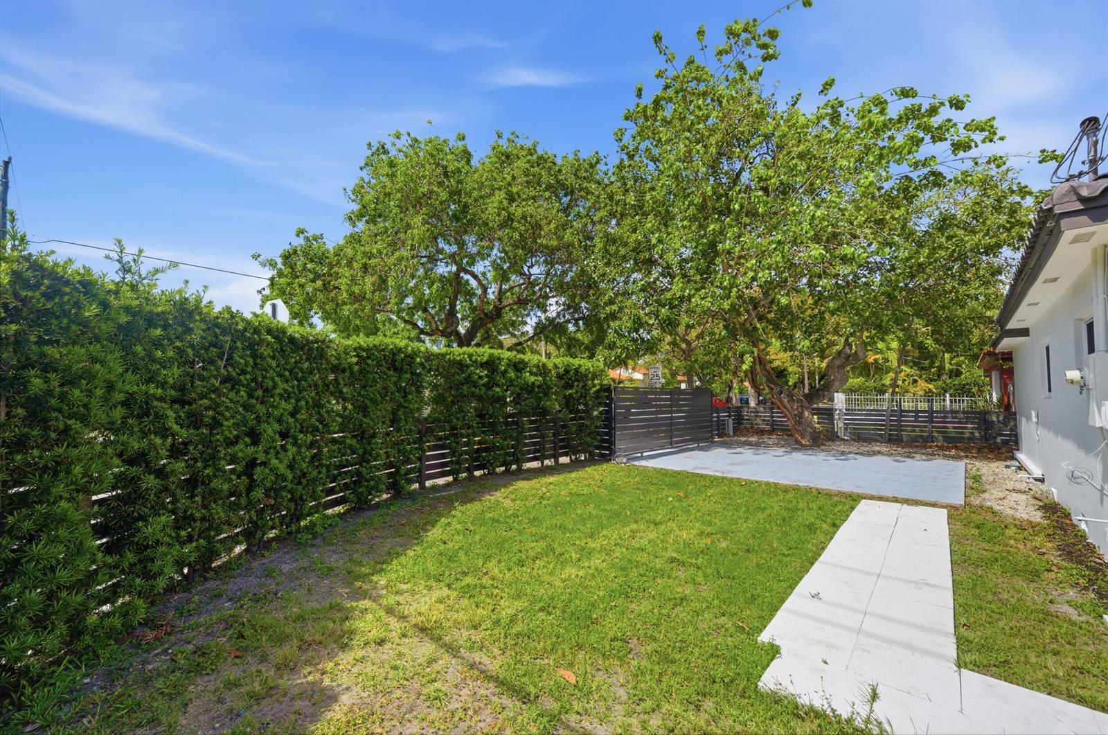 1770 SW 17th Avenue, Miami FL 33145 photo 4
