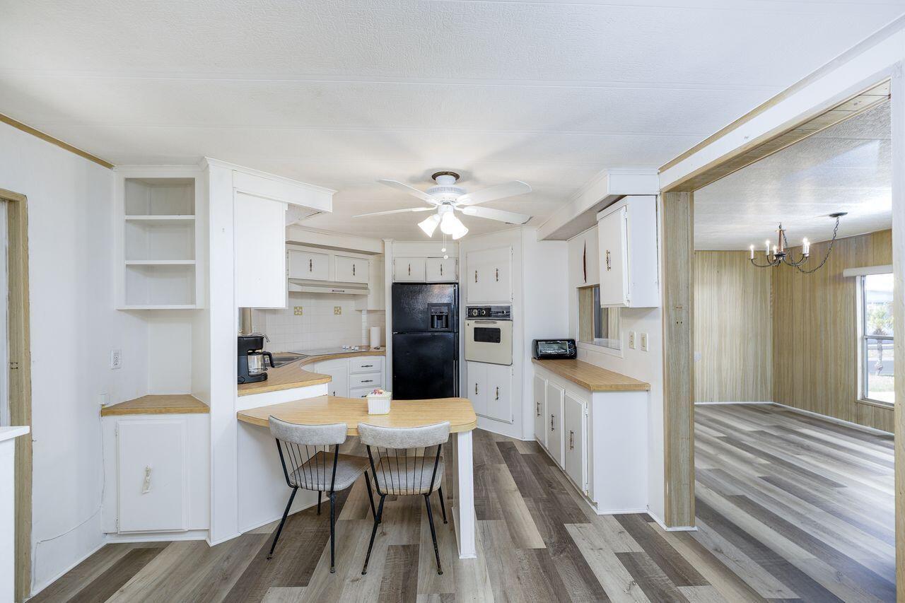 2001 83rd Avenue N # 1281, FL 33702 photo 3