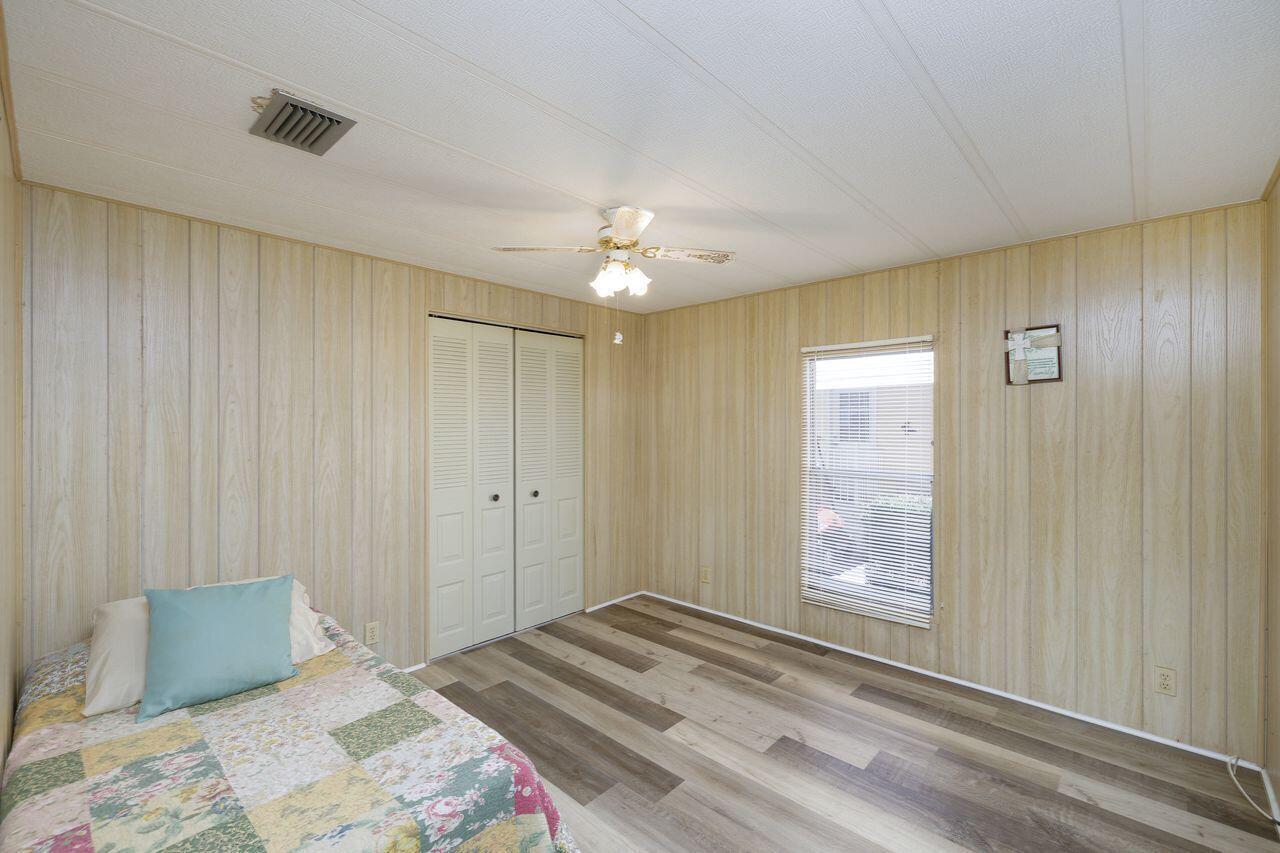 2001 83rd Avenue N # 1281, FL 33702 photo 4