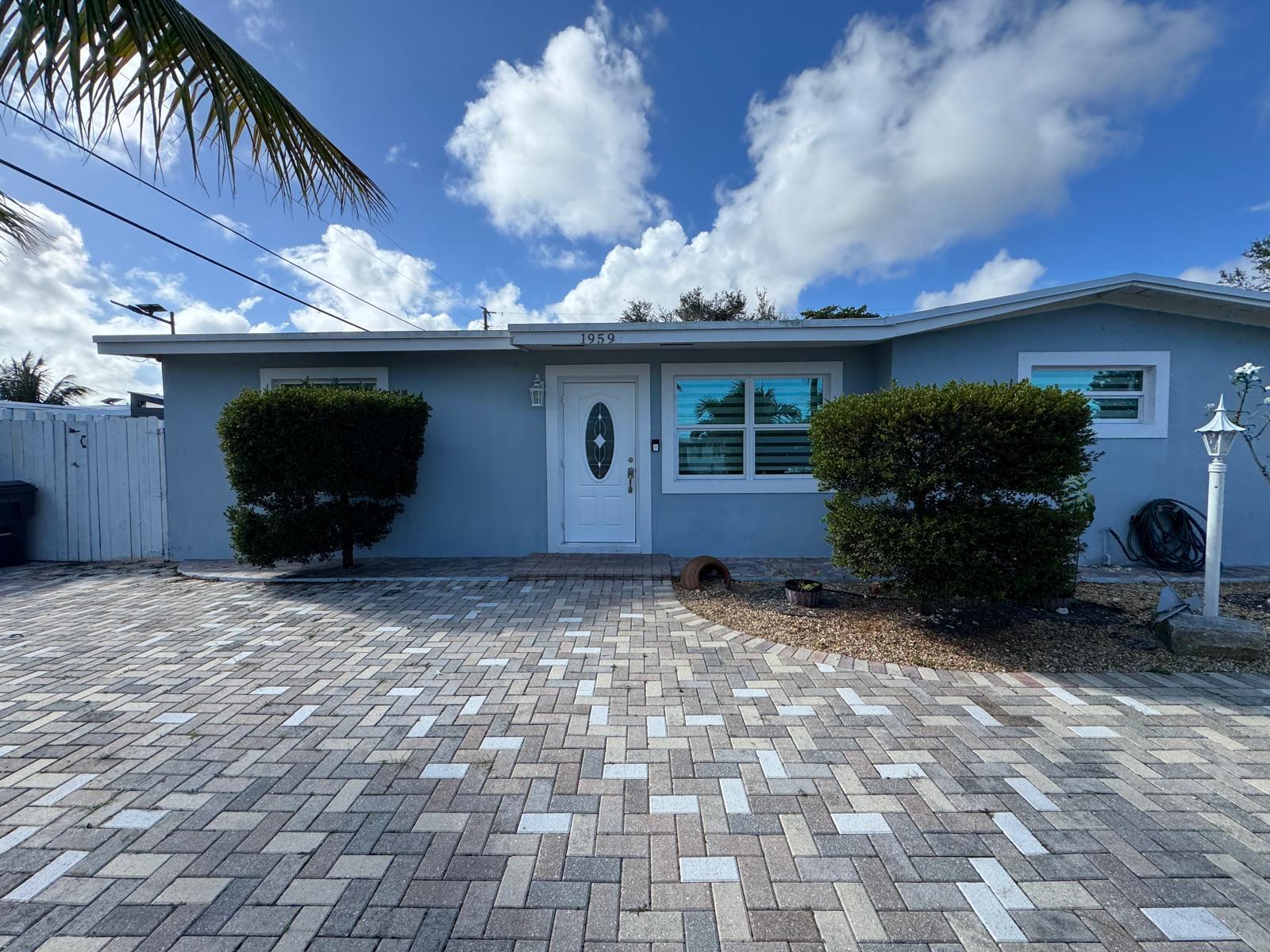 1959 Baythorne Road, West Palm Beach FL 33415 photo 2