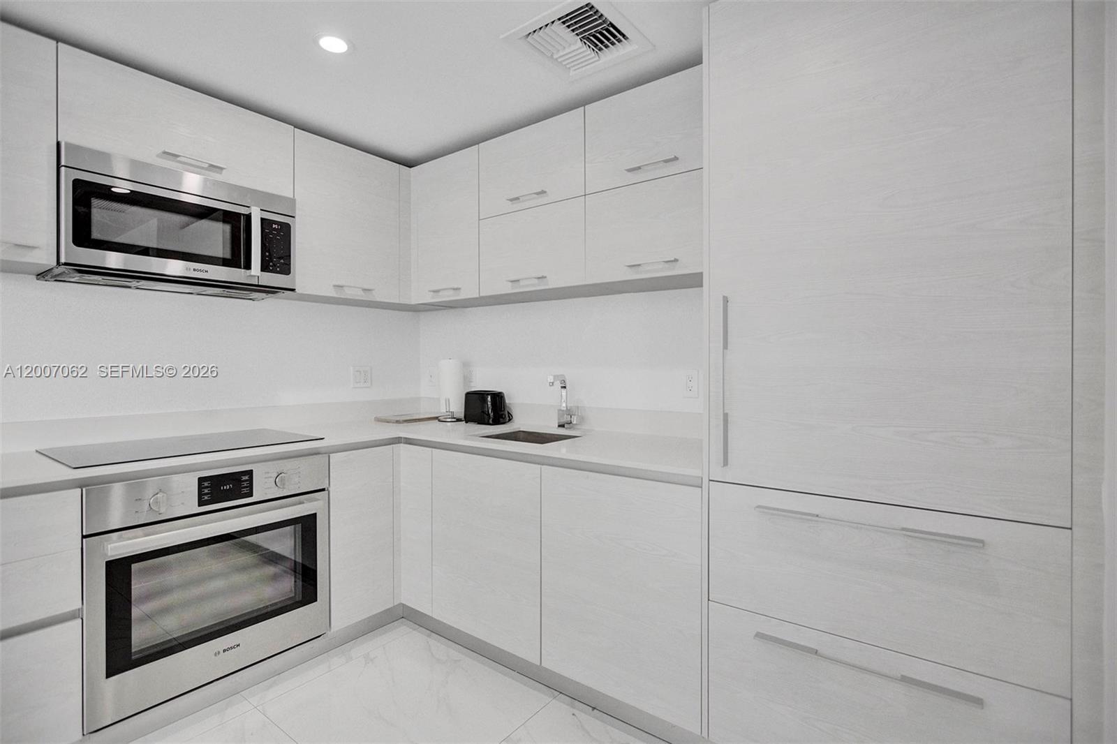 1300 S Miami Ave # 1407, Miami FL 33130 photo 5