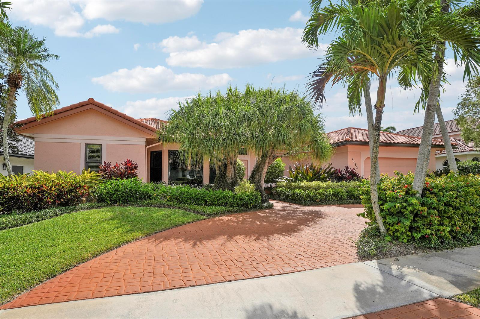 7762 La Corniche Circle, Boca Raton FL 33433 photo 2