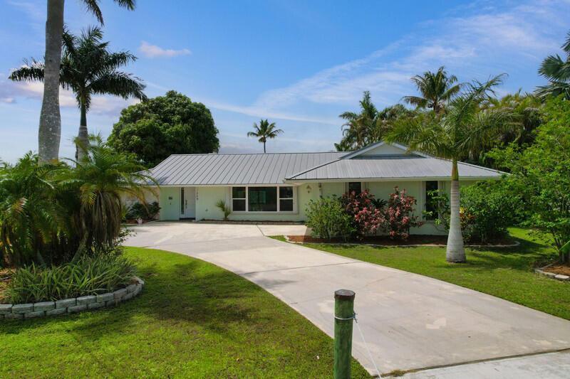1209 SW Dyer Point Road, Palm City FL 34990 photo 3