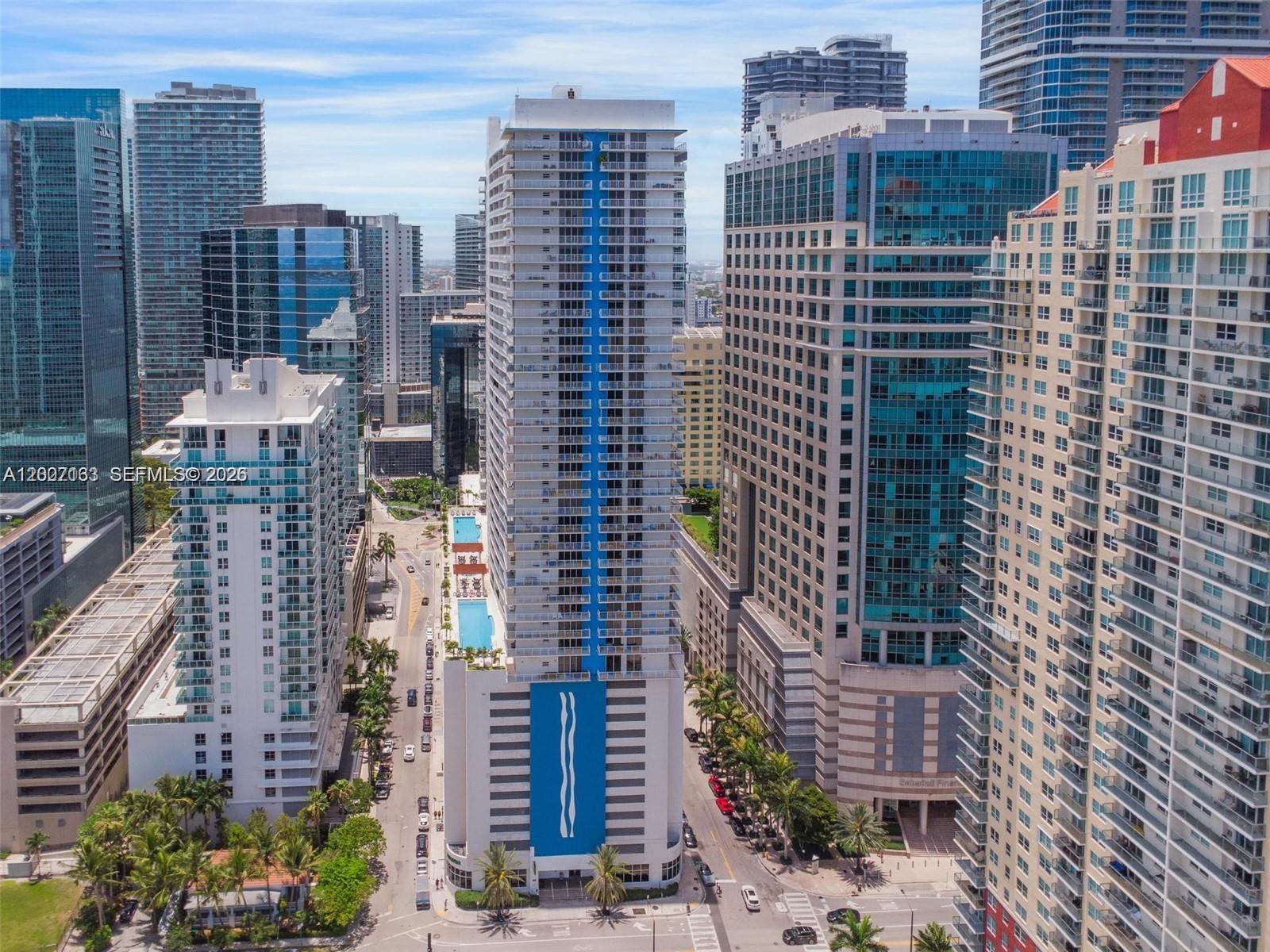 1200 Brickell Bay Dr # 1907, Miami FL 33131 photo 2