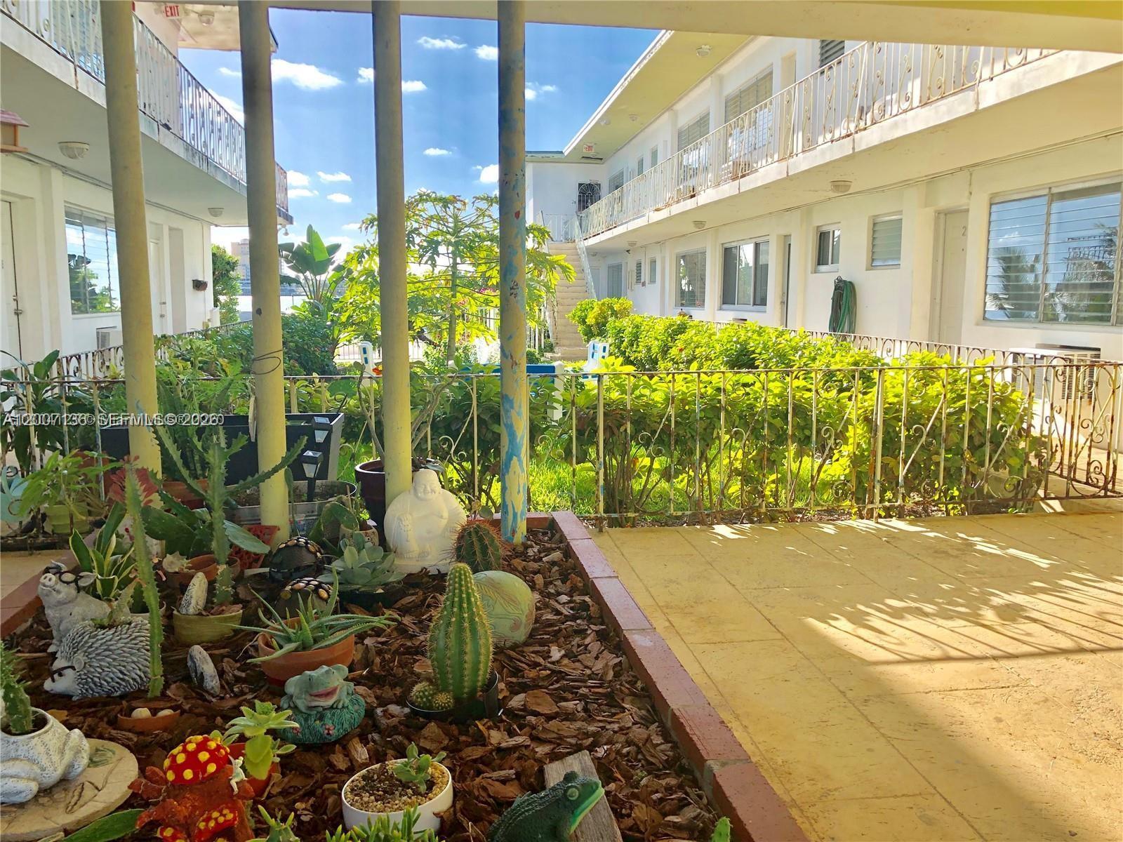 2250 Bay Dr # 8, Miami Beach FL 33141 photo 5