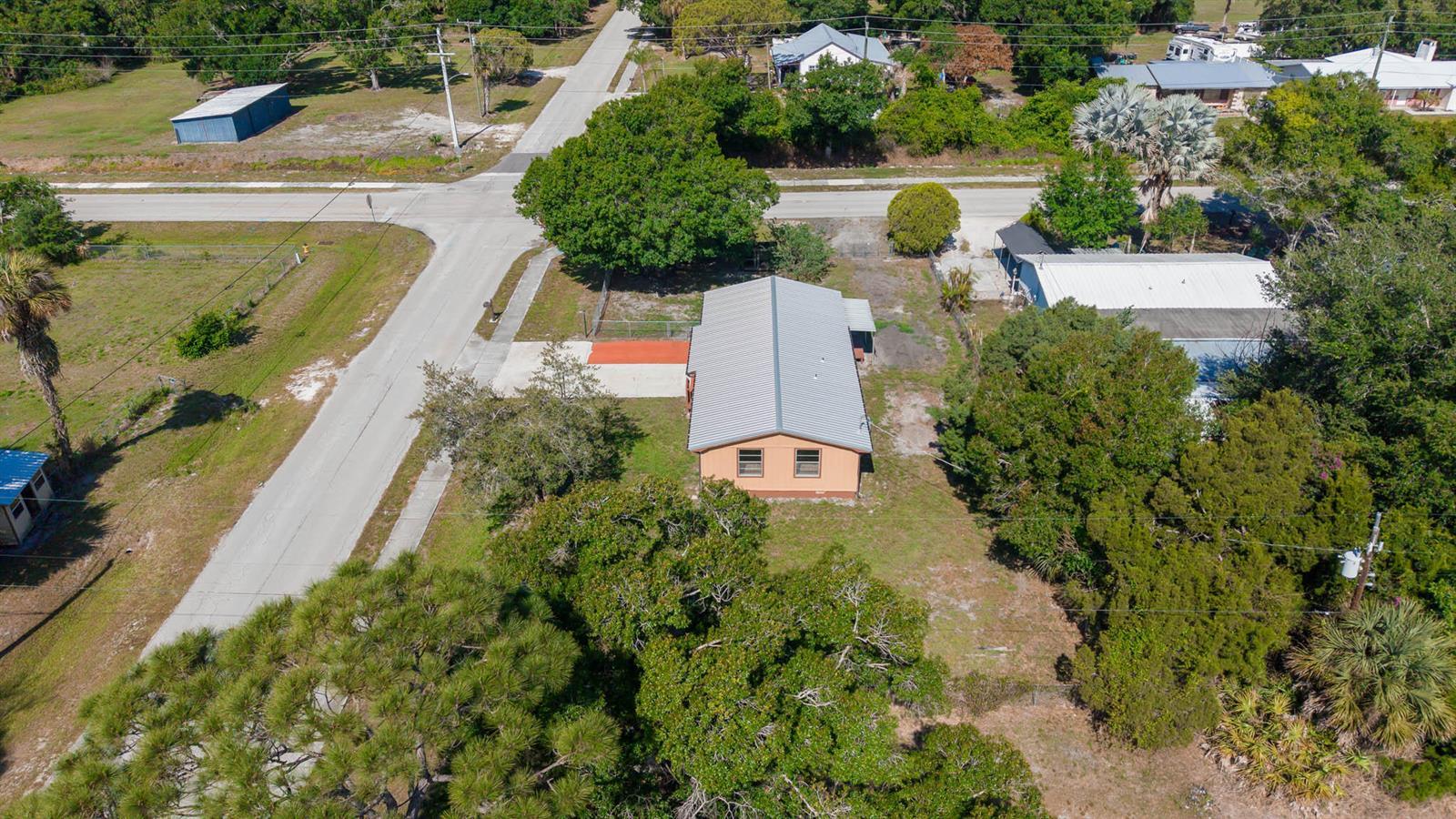 612 SW 9th Street, Okeechobee FL 34974 photo 5