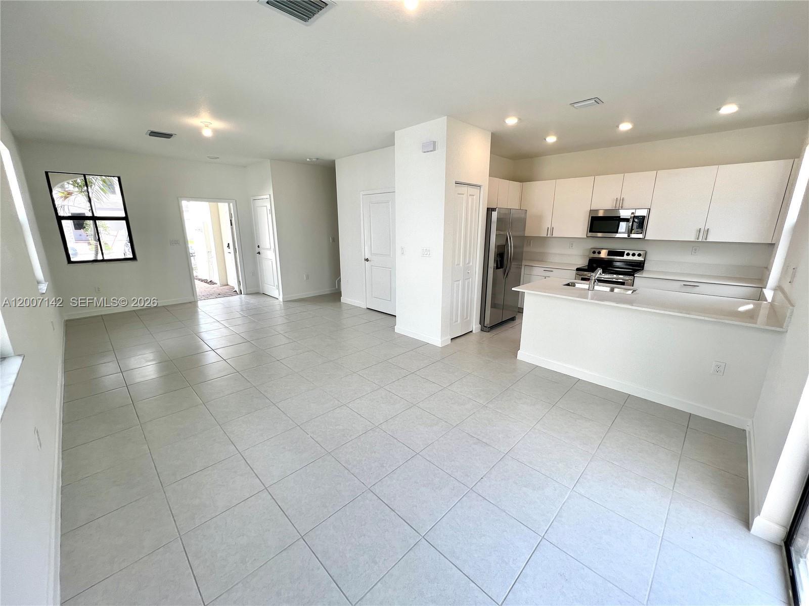 23464 SW 129th Ave, Homestead FL 33032 photo 5