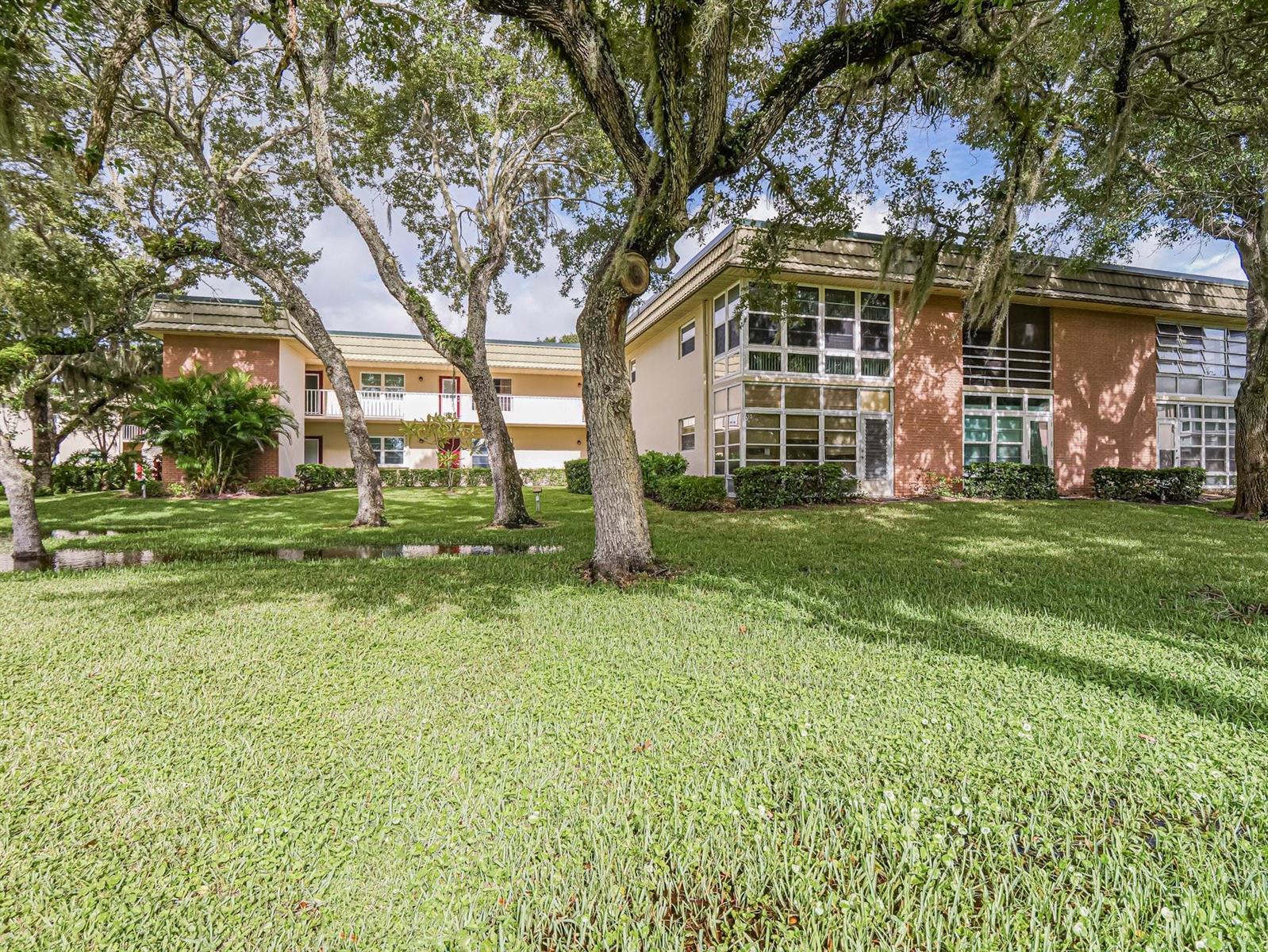 6 Vista Gardens Trail # 201, Vero Beach FL 32962