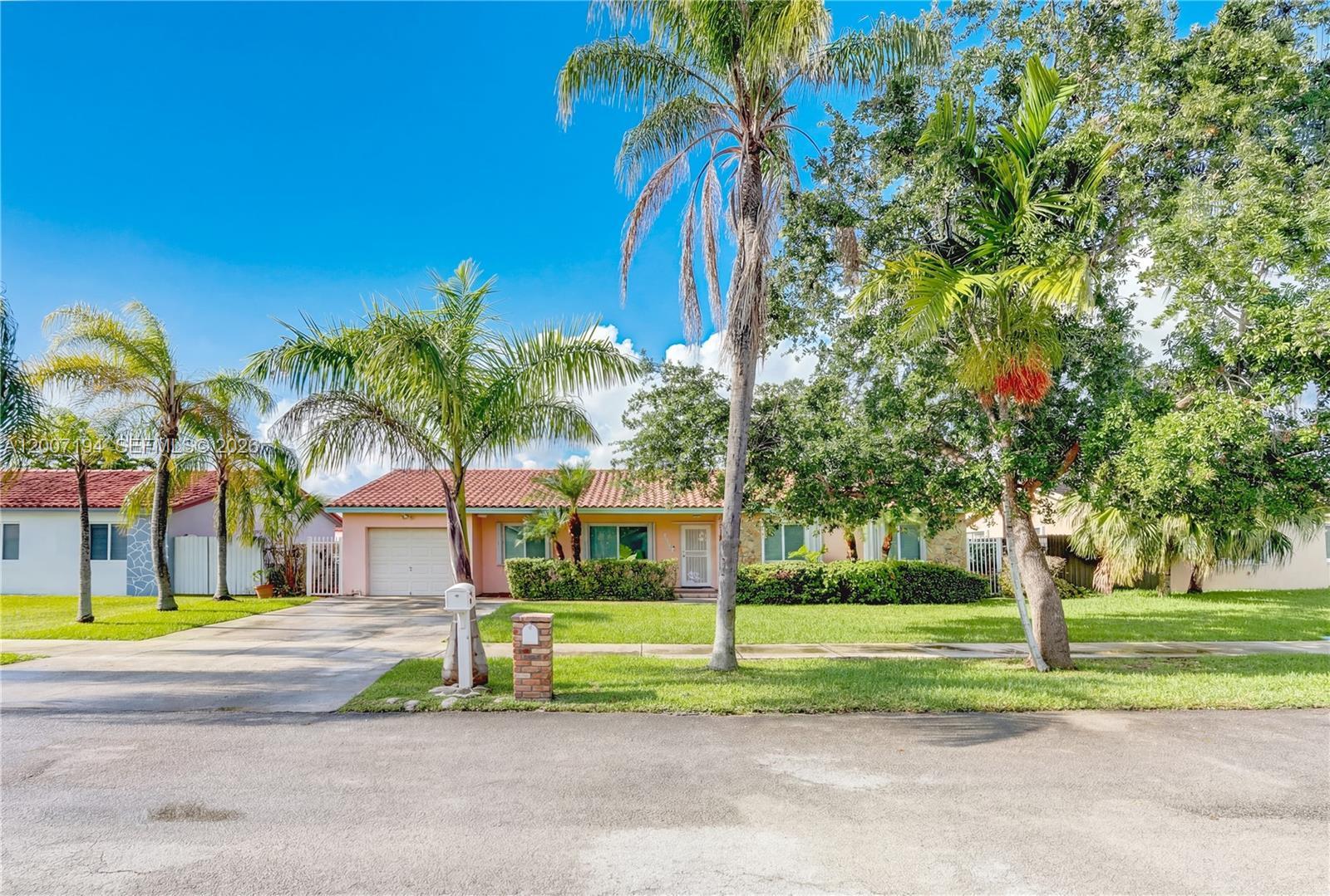 11211 SW 138th Ter, Miami FL 33176 photo 2