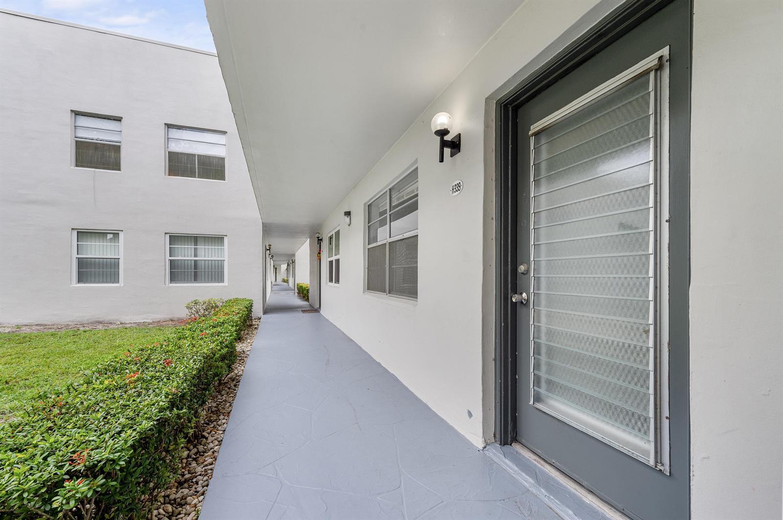 339 Normandy, Delray Beach FL 33484 photo 3