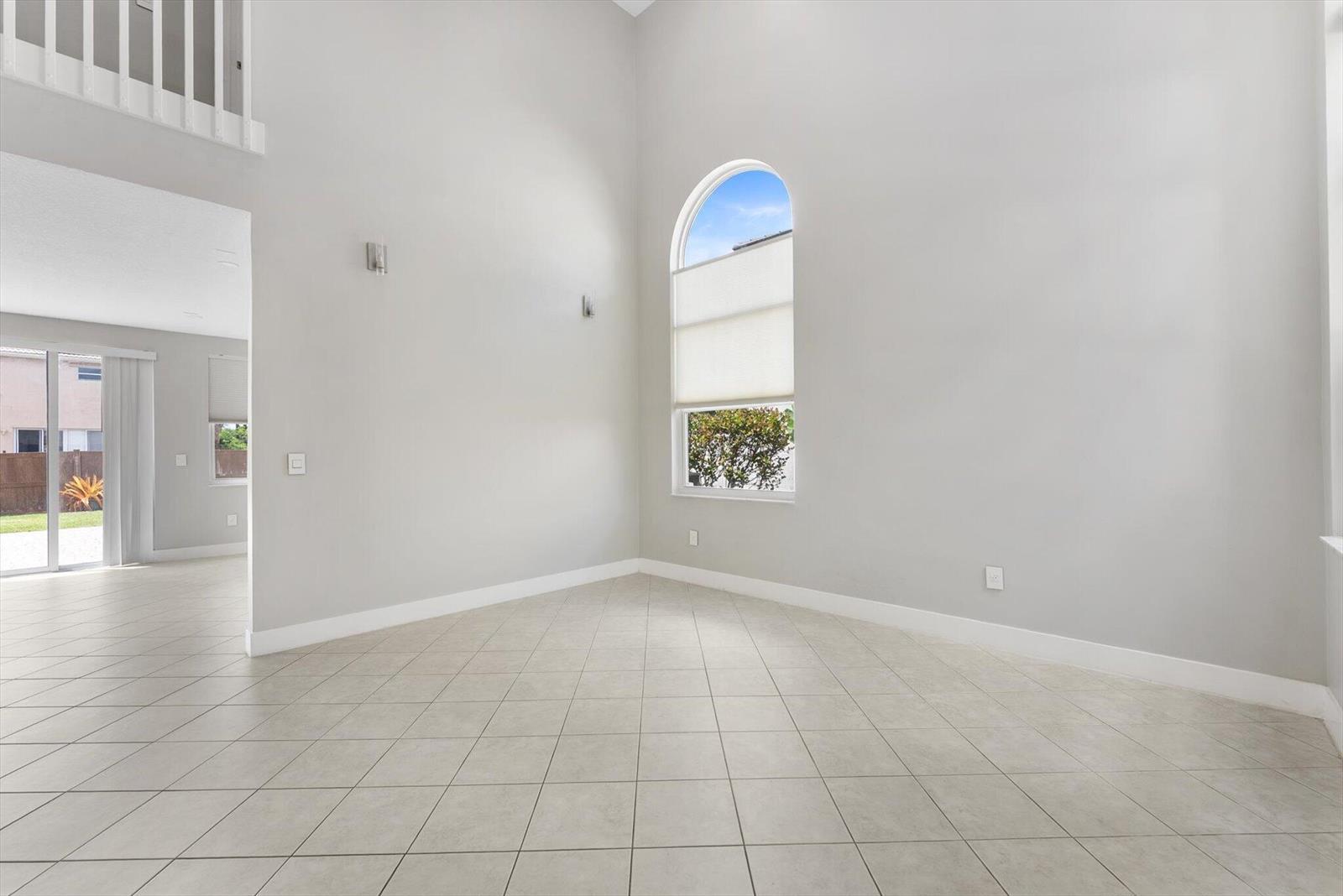 9825 Scribner Lane, Wellington FL 33414 photo 5